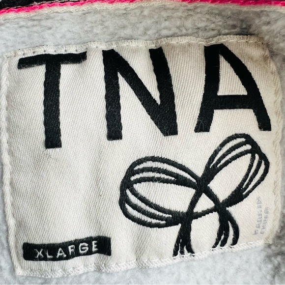 TNA Aritzia Gray Hoodie. Size X-Large - Picture 3 of 7